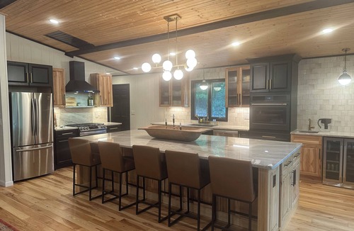 Hampton House | Hampton Haven - Fabulous mountain house close to AT and Watauga Lake!
