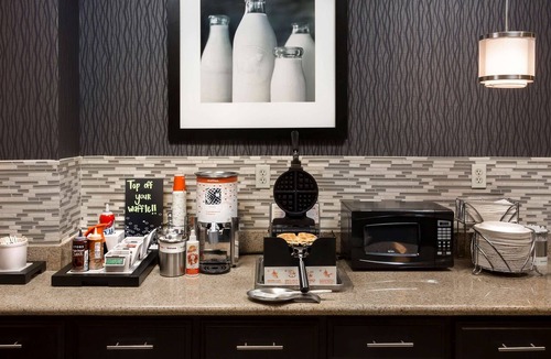 Troy Hotel | Hampton Inn by Hilton Troy