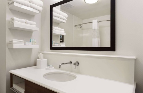 Tri-Cities Hotel | Hampton Inn Kennewick at Southridge