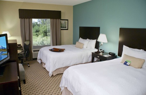 Orange Hotel | Hampton Inn Orange