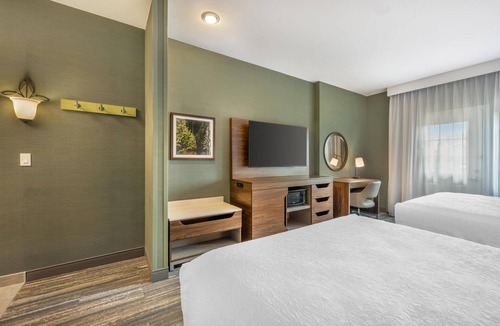 Coeur d'Alene Hotel | Hampton Inn & Suites Coeur d' Alene