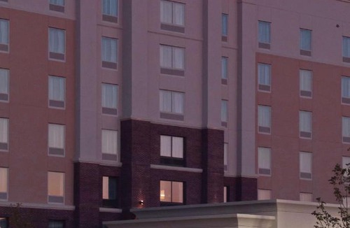 Columbus Hotel | Hampton Inn & Suites Columbus/University Area