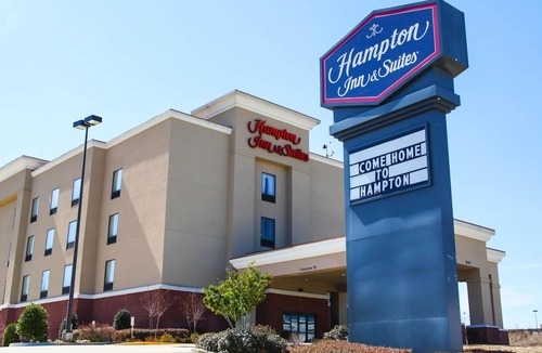 Grenada Hotel | Hampton Inn & Suites Grenada