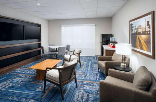 White Station Hotel | Hampton Inn & Suites Memphis East Germantown Area
