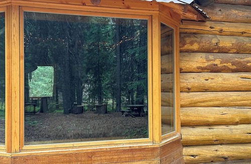 Bend Cabin | Handbuilt Cabin in Bend near Tumalo Falls