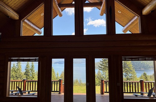 Sandpoint Cabin | Handcrafted Luxury Lodge with Panoramic Lake View
