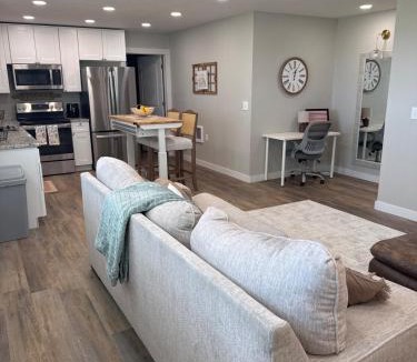 Bingham County Apartment | Happy Stay! Rest and Play!