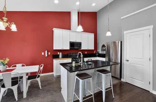 Happy Valley House | Happy Valley Monthly Rental | Projection Screen