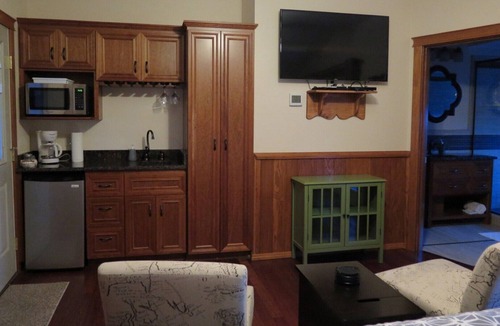Klamath Falls Cabin | Harriman Springs Resort Cabin 2 - Cabins with a View