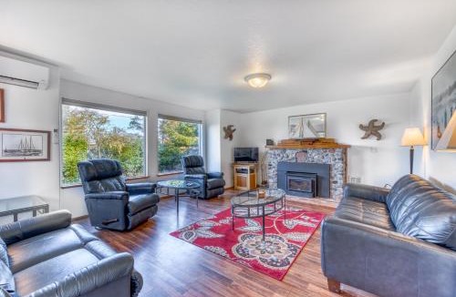 Coos Bay House | HATS House