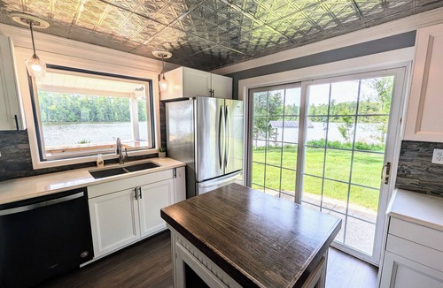 Upper Peninsula Michigan House | Haven Point Lakefront Bungalow- Hot tub and Pontoon upgrade available