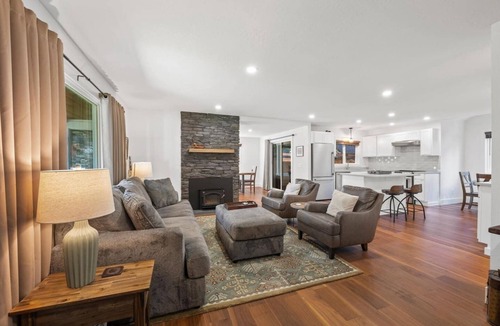 Hayden Lake House | Hayden Lake Home w/Studio Suite & 2 Living Areas