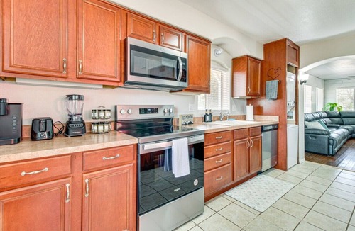 Overgaard House | Heber Haven w Decks, Views & Fire Pit!