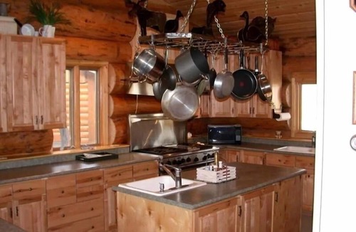 West Yellowstone House | Hebgen Paradise Lodge