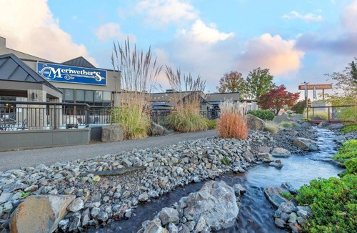 Lewiston Hotel | Hells Canyon Grand Hotel, an Ascend Collection Hotel