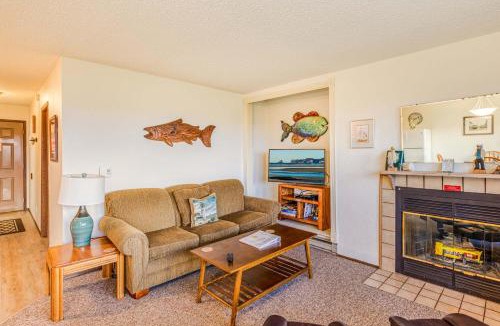 Moclips House | Hi-Tide Resort King Bed Dogs OK Unit 01