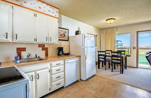 Moclips Apartment | Hi-Tide Resort Top Floor Dogs OK Unit 21
