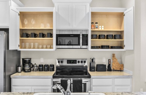 Meridian House | Highland Haven by Settler's Park