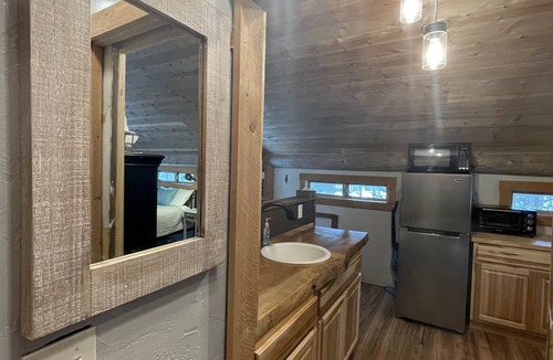 West Glacier Apartment | Hiker's Rest: A Relaxing Retreat 5 miles from Glacier National Park