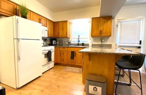 Homestead Apartment | Hillside 2 Bedroom Apartment In Portland