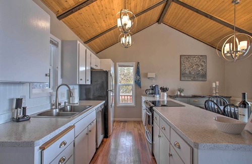 Hayden View Estates House | Hillside Home w/Dock ~ 8 Mi to Coeur d'Alene!
