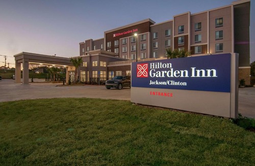 Clinton Hotel | Hilton Garden Inn Jackson/Clinton