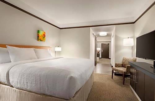 Medford Hotel | Hilton Garden Inn Medford