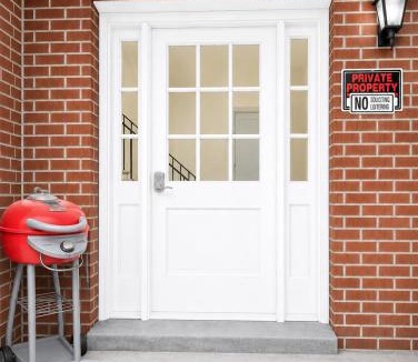 Lower Avenues Apartment | Historic Avenues Across From Hospital- Ethernet, Free Parking, Coffee Bar & Lots of Games