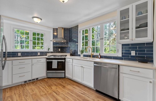 Manito House | Historic charm & modern comfort on Manito Park | The Lorraine