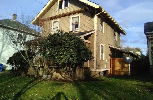 Sunnyside House | Historic, charming home. Amazing location!