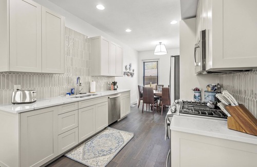 Cedar Falls House | Historic Downtown Brownstone Completely Renovated!