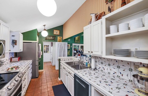 McCall Apartment | Historic lakefront home + cabin, hot tub,