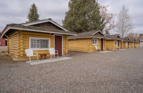 Ashton Cabin | Historic Log Cabin for Two near Yellowstone National Park in Ashton, Idaho