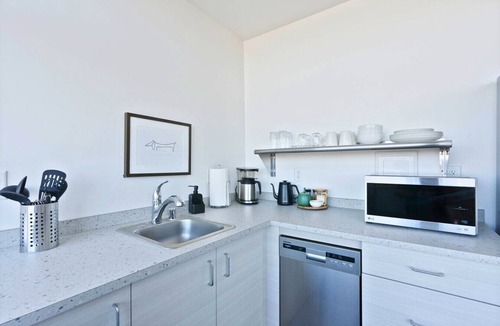 Cliff - Cannon Apartment | Historic Modern Apartment! Park Free w/DT Views!