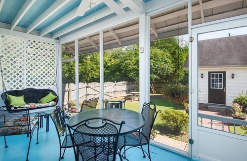 Sheffield House | Historic Song Ranch Manor