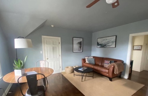 New Tacoma Apartment | Historic Tacoma Stadium District Studio