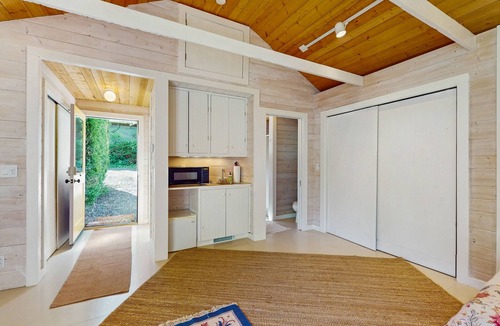 Bainbridge Island House | Historic Waterfront Farmhouse with Stunning Eagle Harbor Views