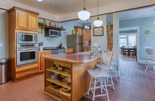Oakes House | Historical Noonan House