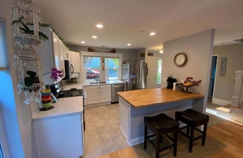 Dupont House | Hoffman Hill Flat