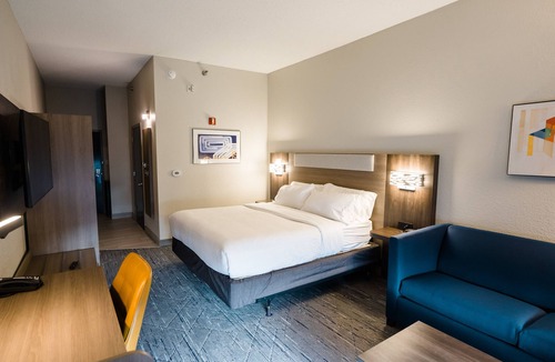 Powell Hotel | Holiday Inn Express & Suites Knoxville-North-I-75 Exit 112 by IHG