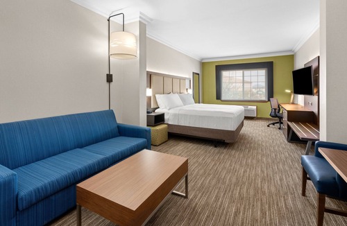 Altamont Hotel | Holiday Inn Express & Suites Klamath Falls Central by IHG