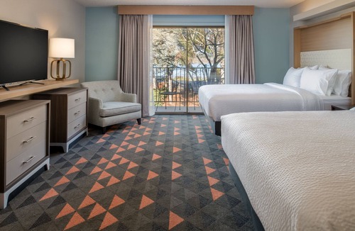 Hayden Island Hotel | Holiday Inn Portland - Columbia Riverfront by IHG