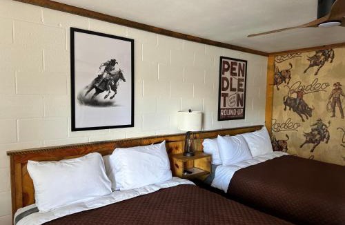 Emmett Hotel | Holiday Motel and RV Park