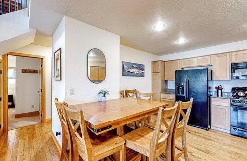 Dover Bay House | Home with patio, grill, fireplace, streaming, washer/dryer & AC