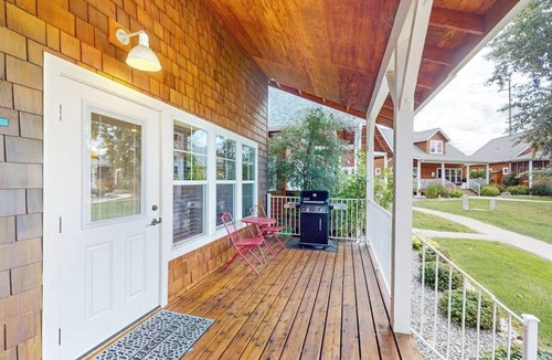 Dover Bay House | Home with patio, grill, fireplace, streaming, washer/dryer & AC