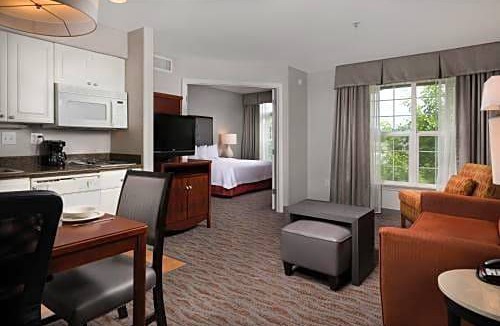 Columbia Way Hotel | Homewood Suites by Hilton Vancouver / Portland