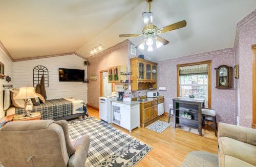 Libby Apartment | Homey Pet-Friendly Libby Cottage w/Yard by Creek!