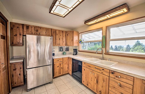 Brinnon House | Hood Canal Home w/Views - Bordering Olympic NP!