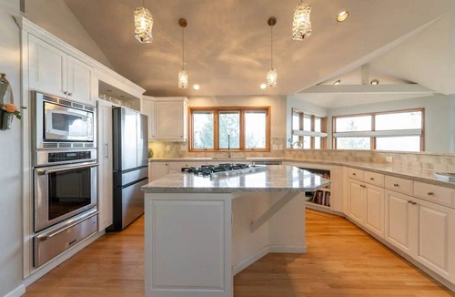 Silverdale House | Hood Canal Waterfront Group Retreat
