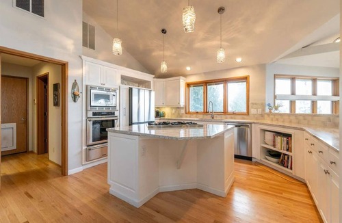 Silverdale House | Hood Canal Waterfront Group Retreat
